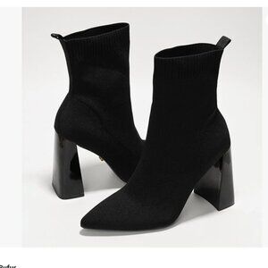 Cape Robbin Pointed Toe Booties